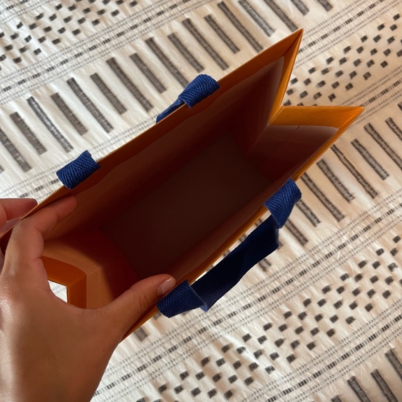 Louis Vuitton Orange Bag - Picture 3 of 4